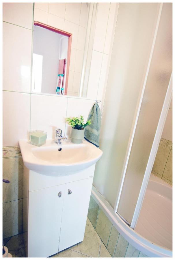 Color24 Apartament VI Сталова Вола Екстериор снимка